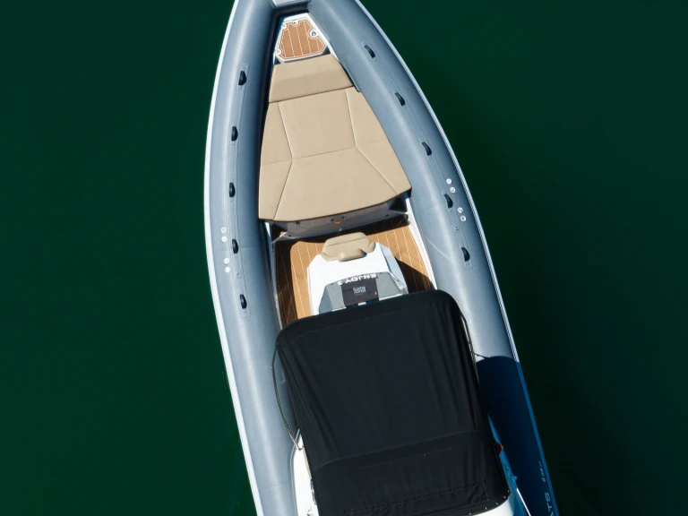 Pronájem jachty v Altea -Italboats Stingher 28GT na Samboatu