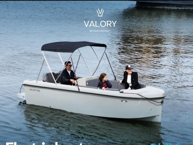 Pronájem lodi Valory Valory 525 v Cannes na Samboatu