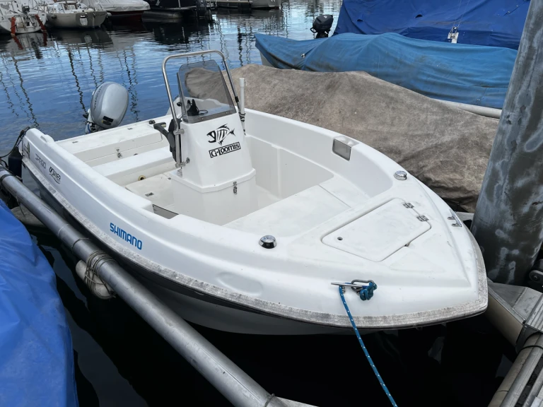 Draco 400 jednotlivci a charterové společnosti v Neuchâtel