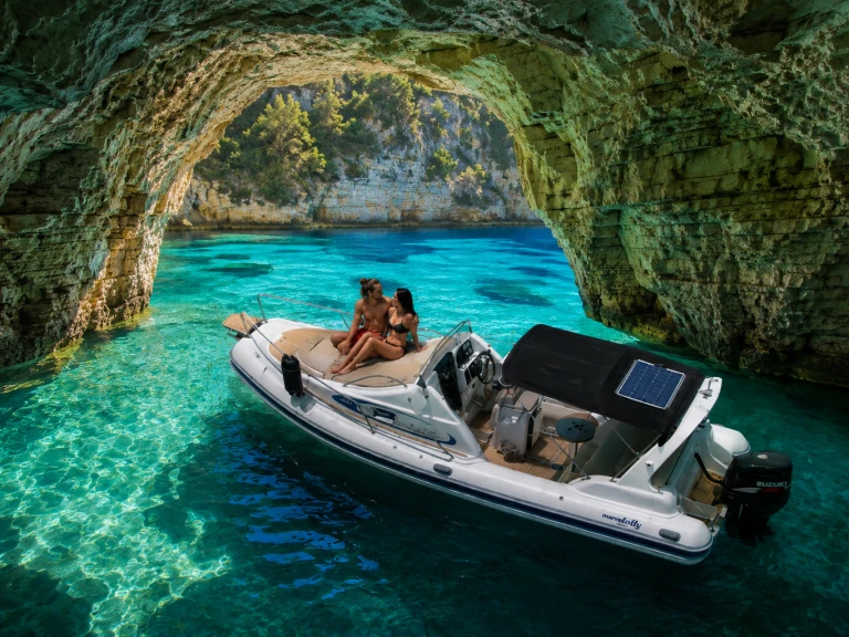 Pronajmout Polotuhá loď se skipperem či ne Nuova Jolly v Old port of Corfu