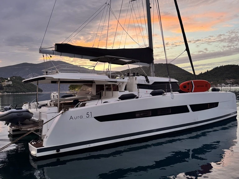 Fountaine Pajot Aura 51 jednotlivci a charterové společnosti v Preveza