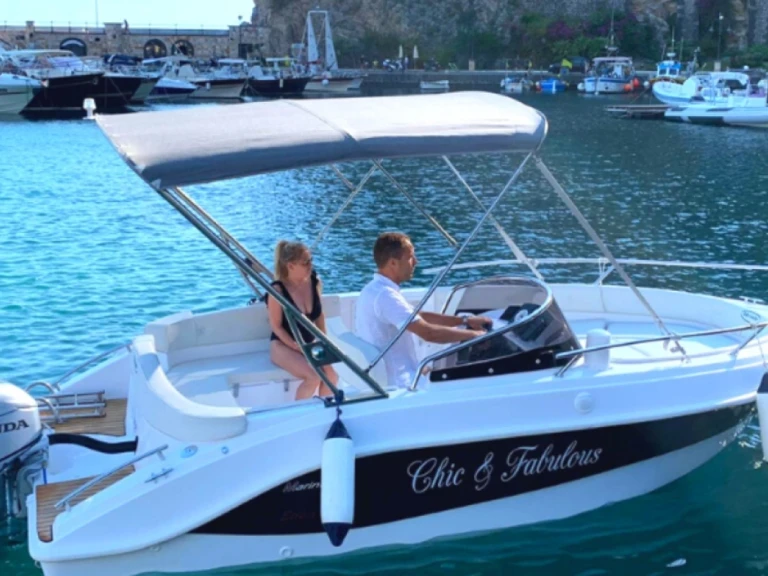 Pronájem lodi Amalfi  lákavé ceny Eden 18