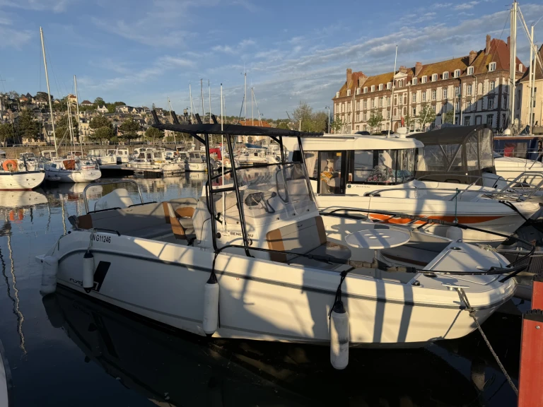 Pronájem lodi Bénéteau Flyer 7 v Deauville na Samboatu