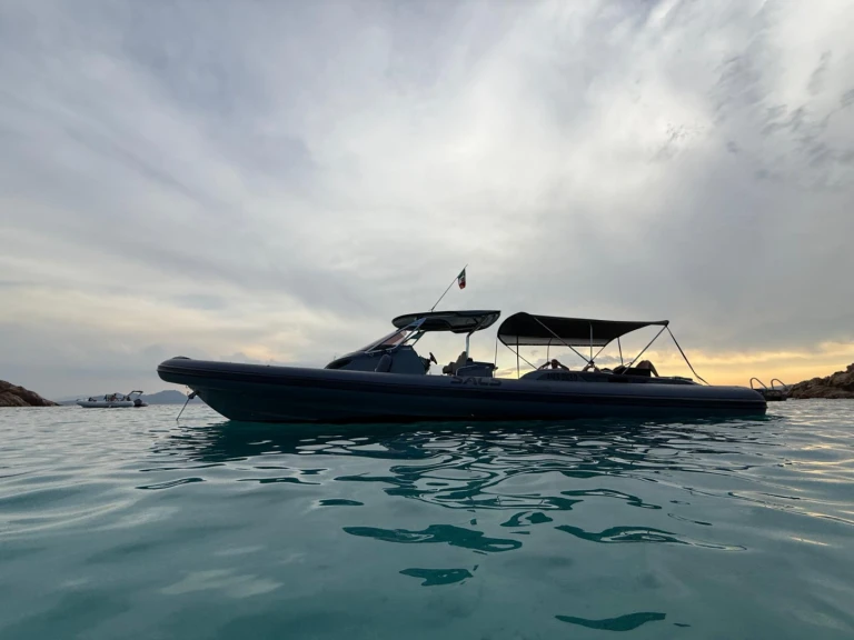 Pronájem lodi Porto Rotondo lákavé ceny Strider 13
