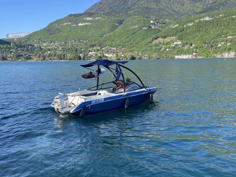 Pronájem lodi Sunbird Corsair 170 v Sevrier na Samboatu