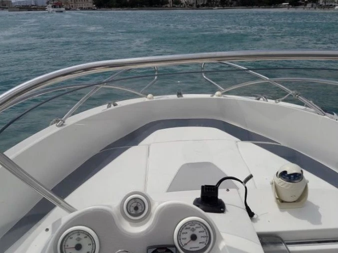 Pronájem jachty v Split -Quicksilver Quicksilver 635 Commander na Samboatu