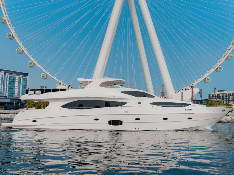Jachta k pronájmu v Dubai Marina za nejlepší cenu