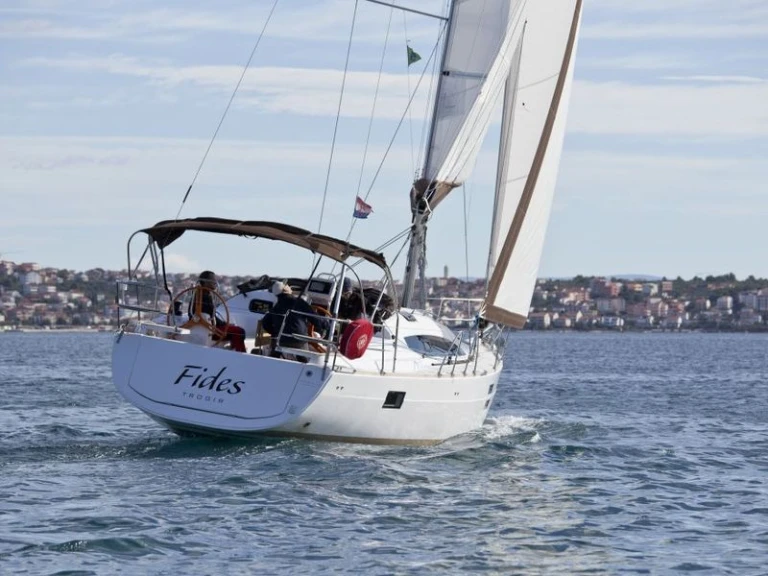 Pronájem jachty v Pula -Elan Impression 40 na Samboatu