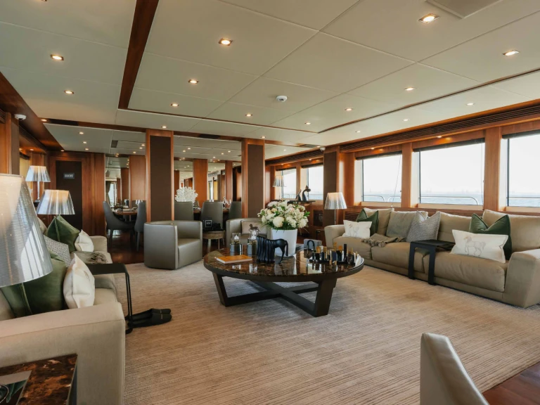 Jachta k pronájmu v Dubai Marina za nejlepší cenu