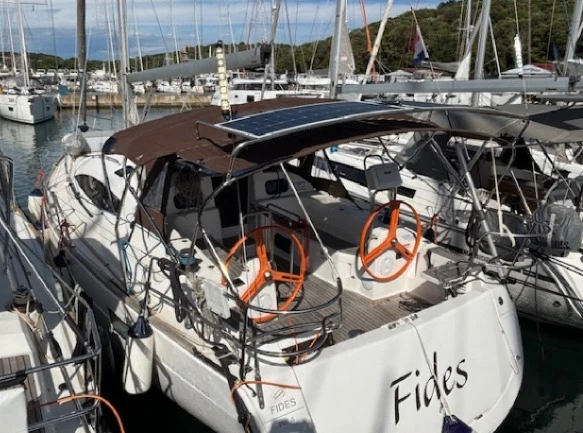 Pronájem Plachetnice Elan s licencí