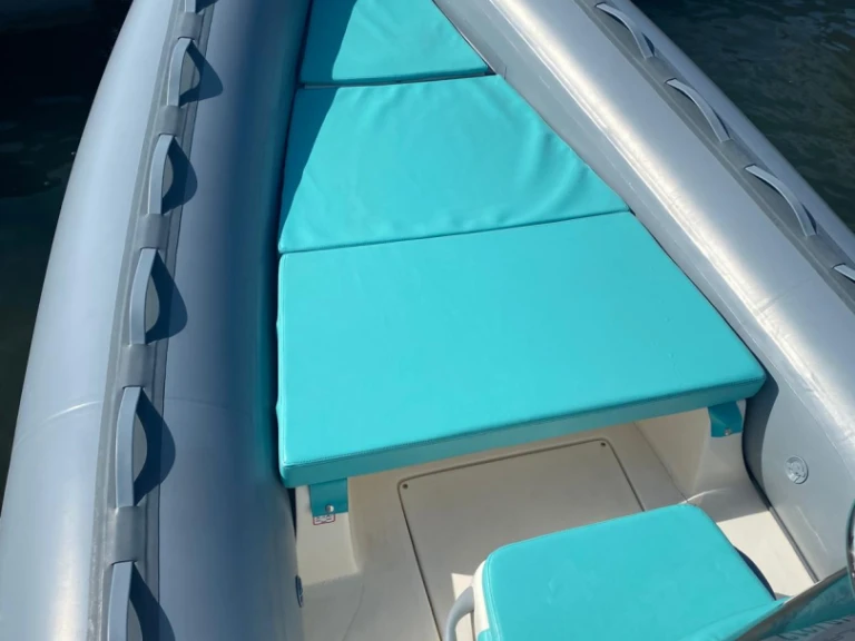 Pronájem lodi Bwa California 550 v Olbia na Samboatu