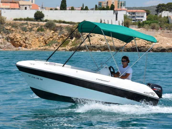 Pronájem lodi Sitges lákavé ceny Compass 400 GT