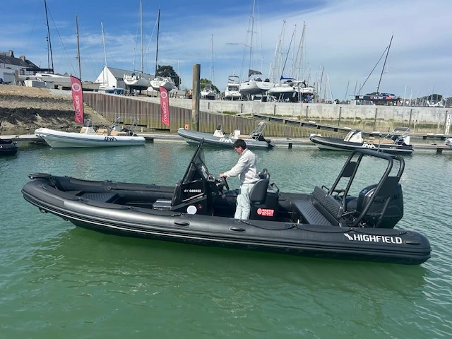 Pronájem lodi La Trinité-sur-Mer lákavé ceny HIGHFIELD 700