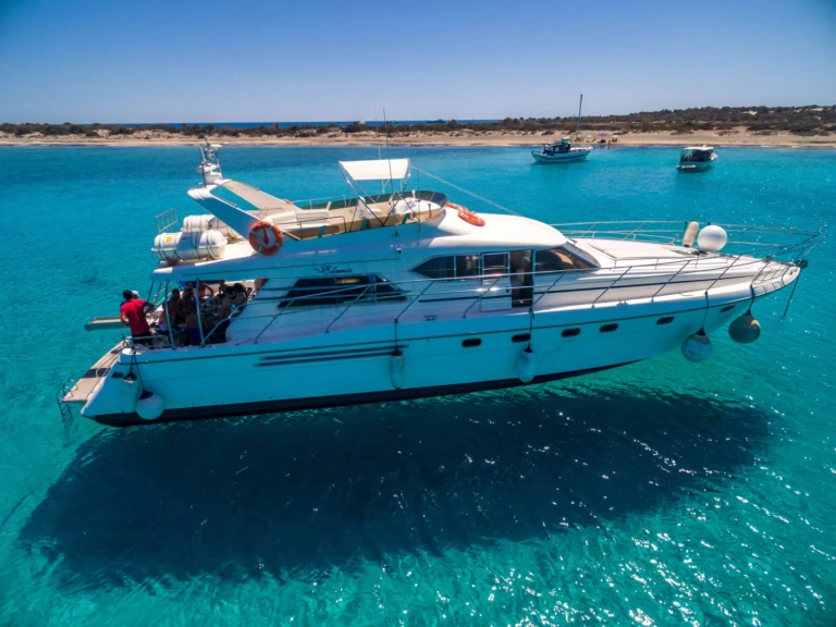 Pronájem Jachta v Ierapetra -Princess Princess 65 Fly