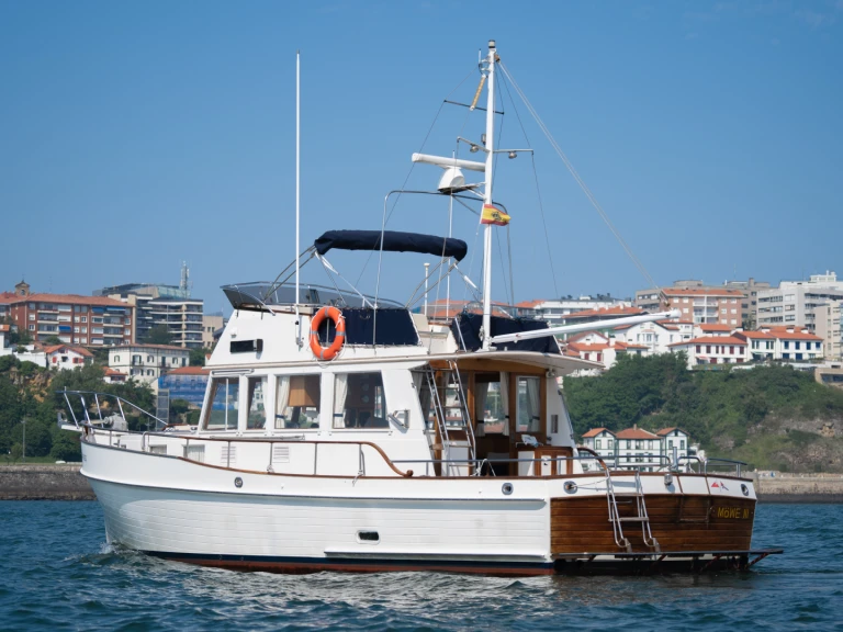 Grand Banks Grand Banks 42 Sedan jednotlivci a charterové společnosti v Abra