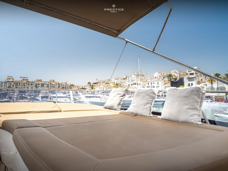 Pronájem lodi Puerto Deportivo de Lujo en Marbella lákavé ceny Prestige 500 Fly