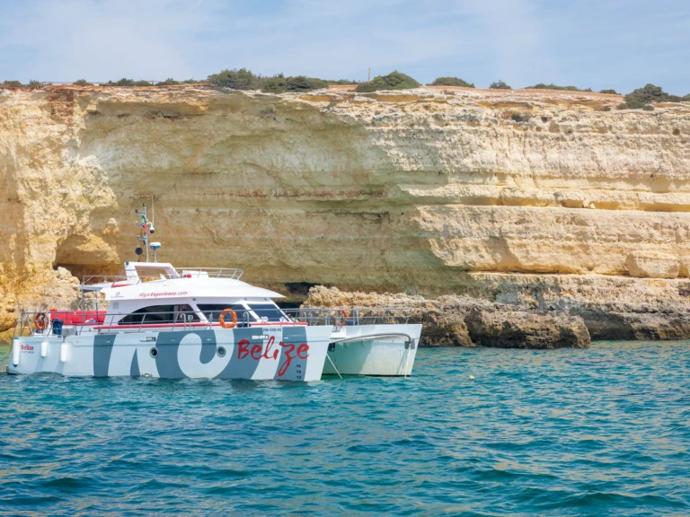 Pronajmout si Nautiber Custom v Vilamoura