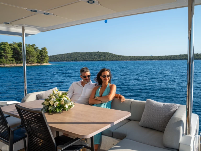 Pronájem lodi Azimut Azimut 72 Fly v Sukošan na Samboatu