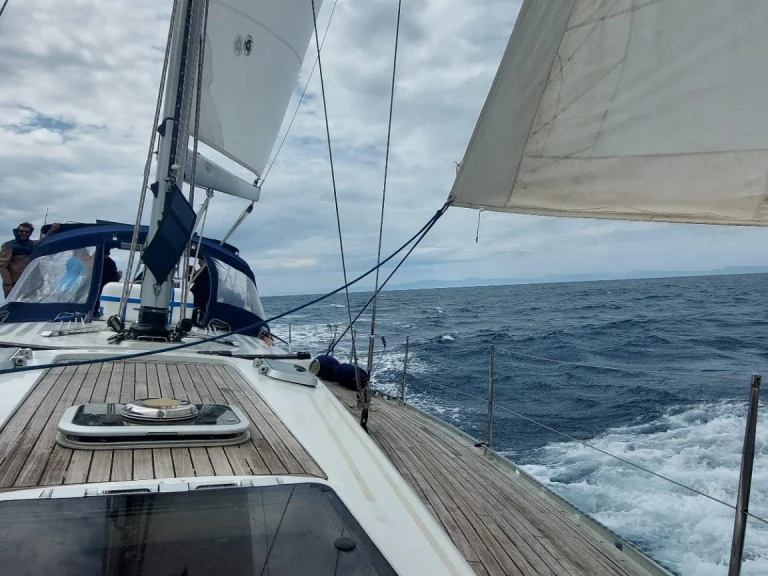 Pronajmout Plachetnice se skipperem či ne Comar v San Vincenzo