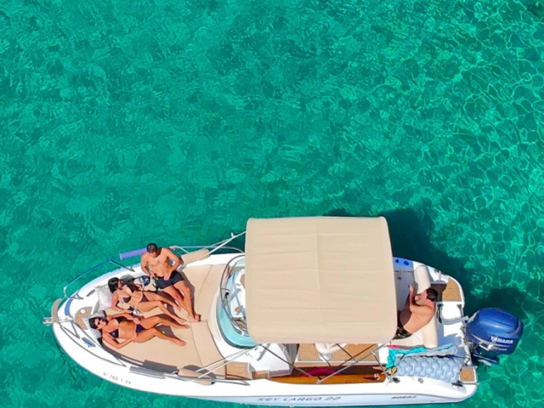 Pronajmout si Sessa Marine Key Largo 22 v Santa Ponsa