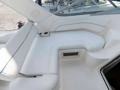 Pronájem Motorová loď Bayliner s licencí