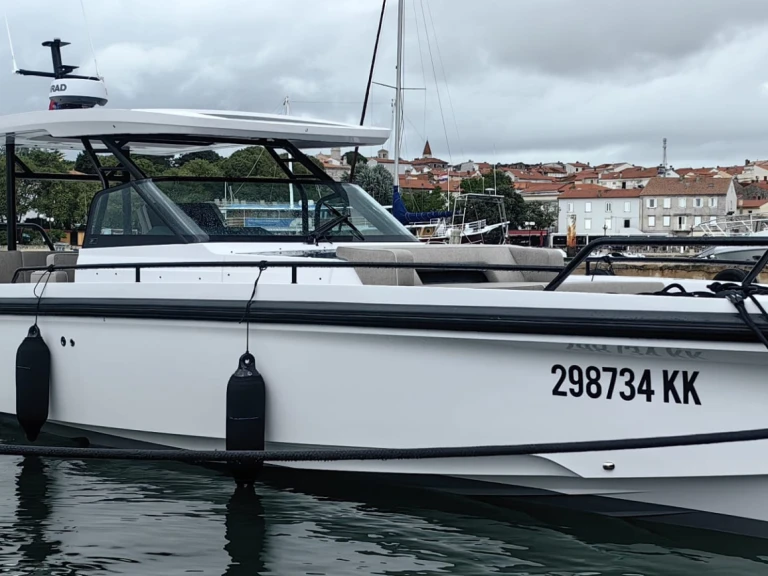 Pronájem lodi Axopar Axopar 37 Sun-Top v Krk na Samboatu