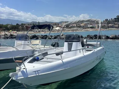 Pronájem Motorová loď v Giardini-Naxos -Aquabat Sport Line 19