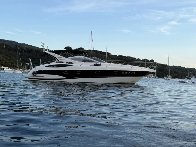 Pronájem Motorová loď v San Vincenzo -Gobbi Atlantis 425 SC