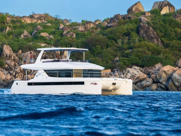Pronajmout si Leopard Leopard 46 Powercat v Gouvia