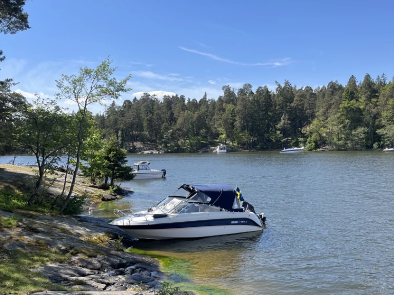 Pronájem lodi Askeladden 585 Freestyle v Stockholm na Samboatu