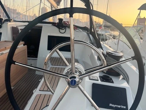Pronájem Plachetnice v Marseille -Jeanneau Sun Odyssey 410