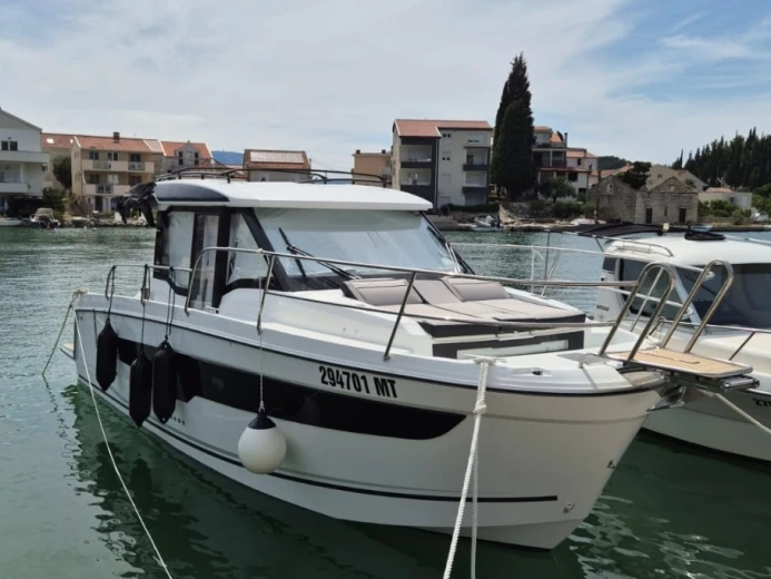 Pronájem jachty v Blace -Jeanneau Merry Fisher 895 S2  na Samboatu