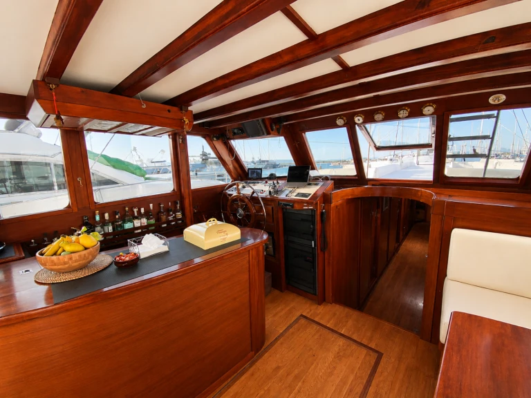 Pronajmout si Caicco Gulet v Porto Santo Stefano