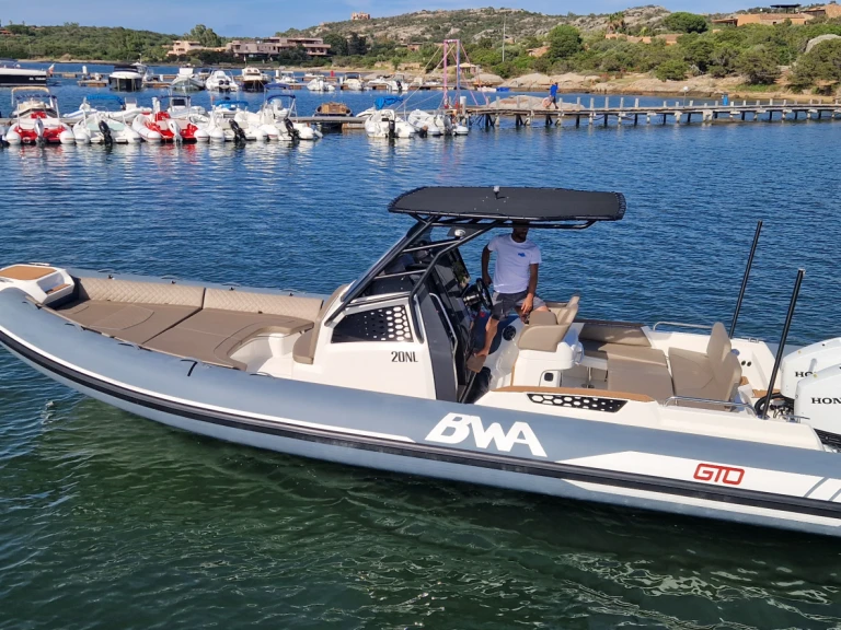Pronájem jachty v Porto Rotondo -Bwa 32gt na Samboatu