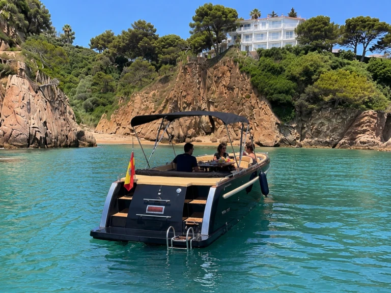 Pronájem jachty v Port de Blanes -Maxima 730 na Samboatu