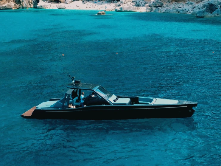 Pronajmout si Maori Yachts Maori 50.22 Top Luxury v Cagliari