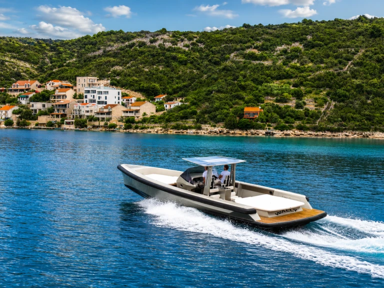 Pronajmout Motorová loď se skipperem či ne Wally v Hvar 