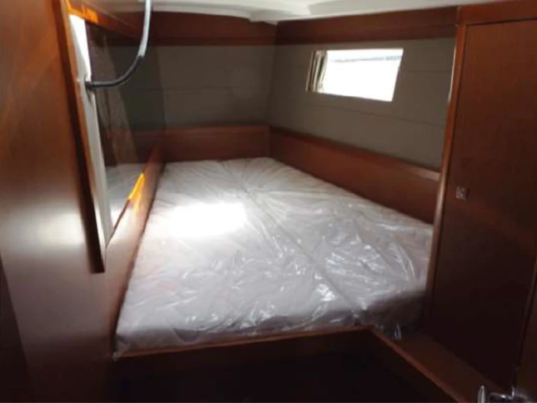 Pronájem lodi Bénéteau Oceanis 48 /5cab v Kalkara na Samboatu