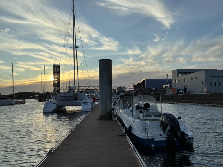 Pronájem jachty v Lorient -Quicksilver Quicksilver 800 Commander na Samboatu