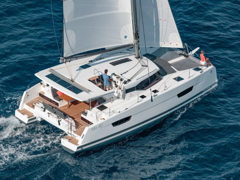 Pronájem Katamarán Fountaine Pajot s licencí