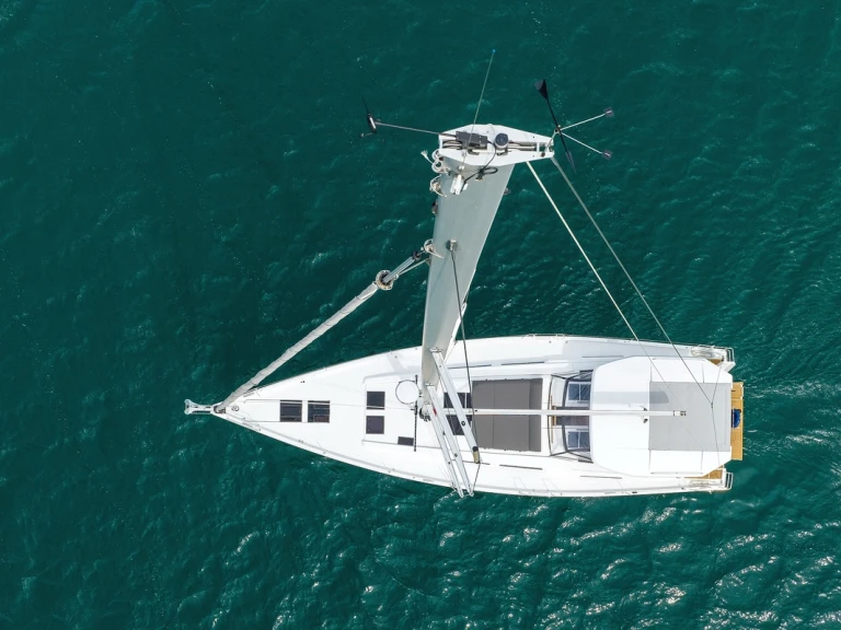 Pronajmout si Hanse Hanse 588 v Biograd Na Moru