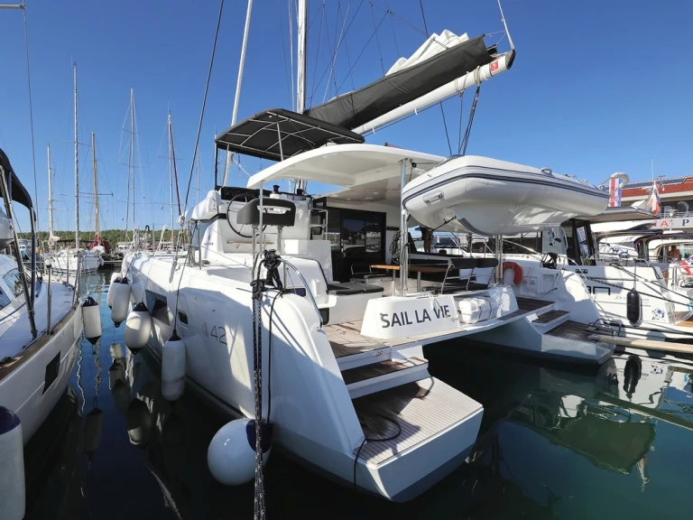 Pronájem jachty v Biograd Na Moru -Lagoon Lagoon 42 na Samboatu