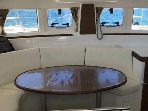 Pronájem Katamarán v Paros (ostrov) -Lagoon Lagoon 380/4 cab