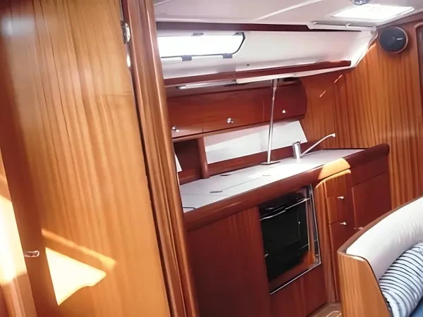 Bavaria Bavaria 38/3 cab jednotlivci a charterové společnosti v Ávdira