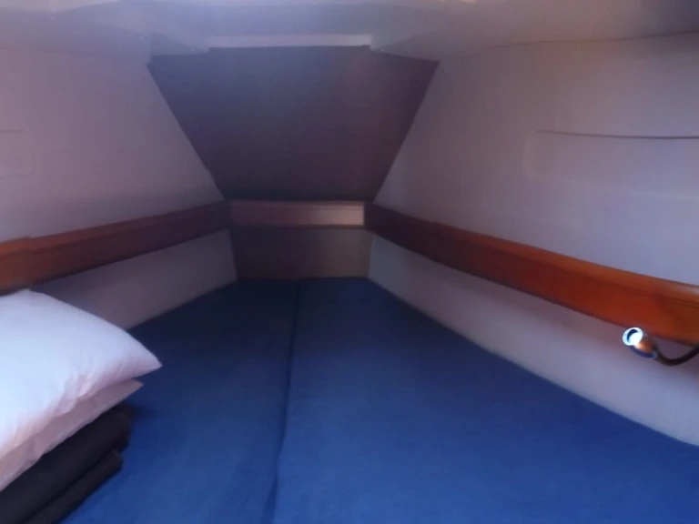Pronájem lodi Jeanneau Sun Odyssey 449 /4cab v Alimos na Samboatu