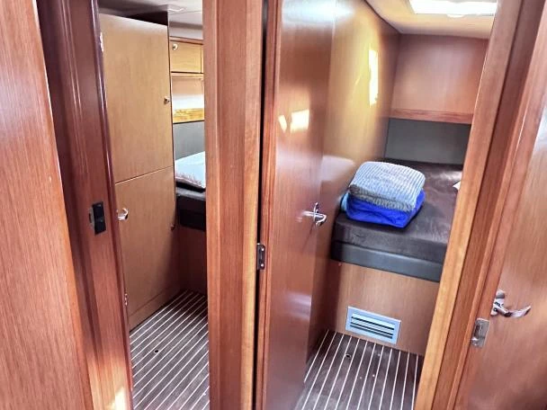 Bavaria Bavaria Cruiser 56 /6cab jednotlivci a charterové společnosti v Alimos
