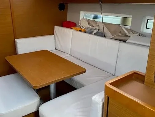 Pronájem jachty v Paros (ostrov) -Jeanneau Sun Odyssey 440 (4cab) na Samboatu