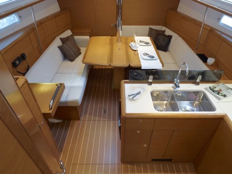 Pronájem Plachetnice v Propriano -Jeanneau Sun Odyssey 389 /3cab