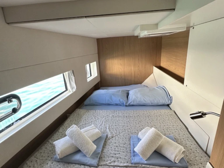 Pronajmout si Bali Bali Catsmart/6 cab v Tivat