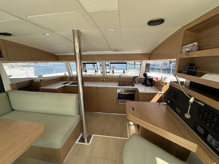 Pronájem Katamarán v Tivat -Bali Bali Catsmart/6 cab